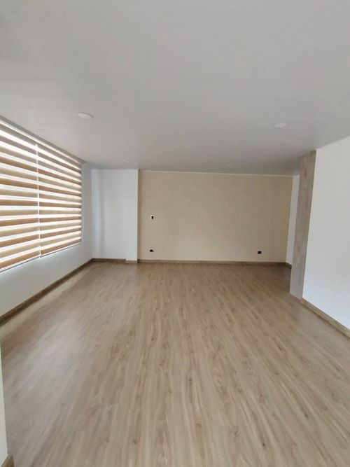 Casa de 4 alcobas en venta en Fonquetá, Chía, 290 m² · foto 9 de 24
