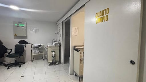 Casa de 20 alcobas en venta en Laura Vicuña, Chía, 900 m² · foto 13 de 24
