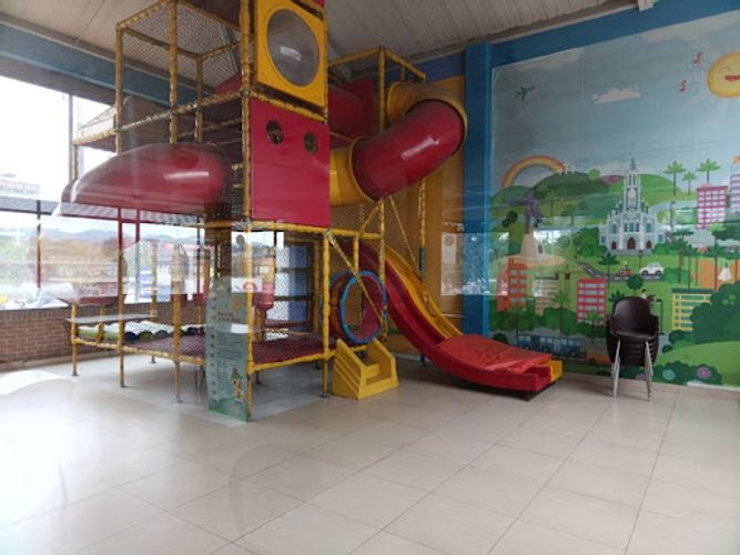 Casa de 2 alcobas en venta en Castilla, Bogotá, 460 m² · foto 16 de 20