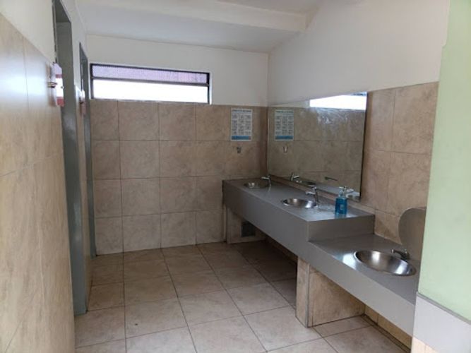 Casa de 2 alcobas en venta en Castilla, Bogotá, 460 m² · foto 18 de 20