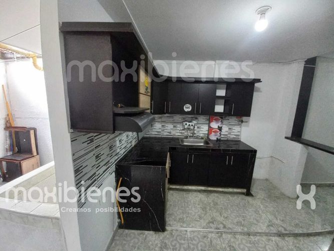 Apartamento de 3 alcobas en venta en Laureles, Apartado, 98 m² · foto 6 de 16