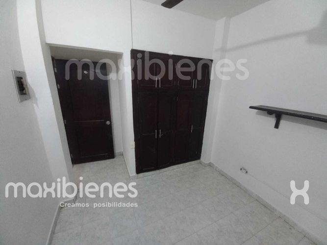 Apartamento de 3 alcobas en venta en Laureles, Apartado, 98 m² · foto 9 de 16