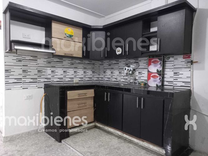 Apartamento de 3 alcobas en venta en Laureles, Apartado, 98 m² · foto 13 de 16