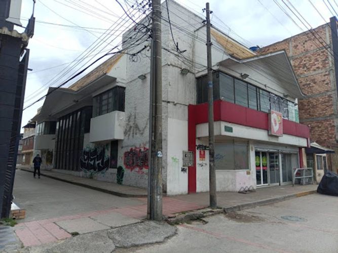 Casa de 2 alcobas en venta en Zona Industrial, Bogotá, 653 m² · foto 4 de 18