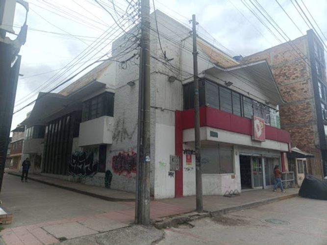 Casa de 2 alcobas en venta en Zona Industrial, Bogotá, 653 m² · foto 12 de 18