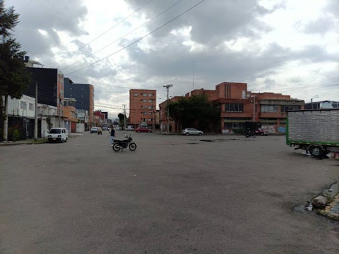 Casa de 2 alcobas en venta en Los Sauces, Bogotá, 288 m² · foto 23 de 24