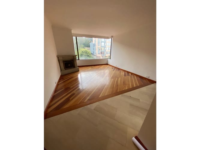 Apartamento en venta en Club De Los Lagartos, Bogotá · foto 2 de 24