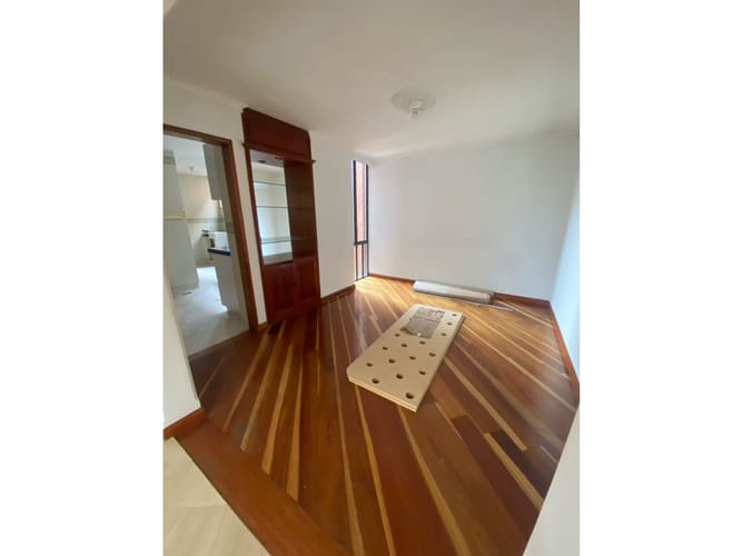 Apartamento en venta en Club De Los Lagartos, Bogotá · foto 5 de 24