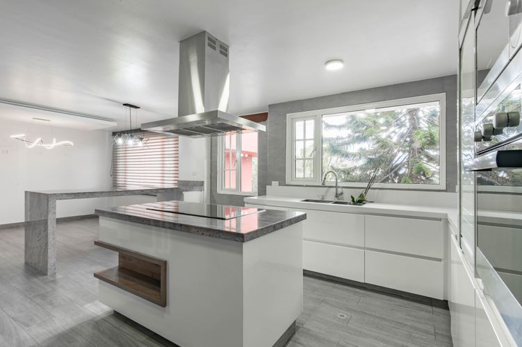Casa de 4 alcobas en venta en Club De Los Lagartos, Bogotá, 268 m² · foto 9 de 20
