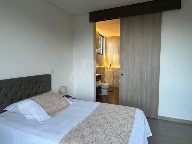 Casa de 5 alcobas en venta en El Noral, Copacabana · foto 9 de 24