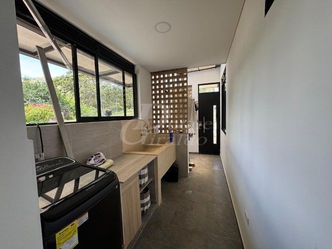 Casa de 5 alcobas en venta en El Noral, Copacabana · foto 12 de 24