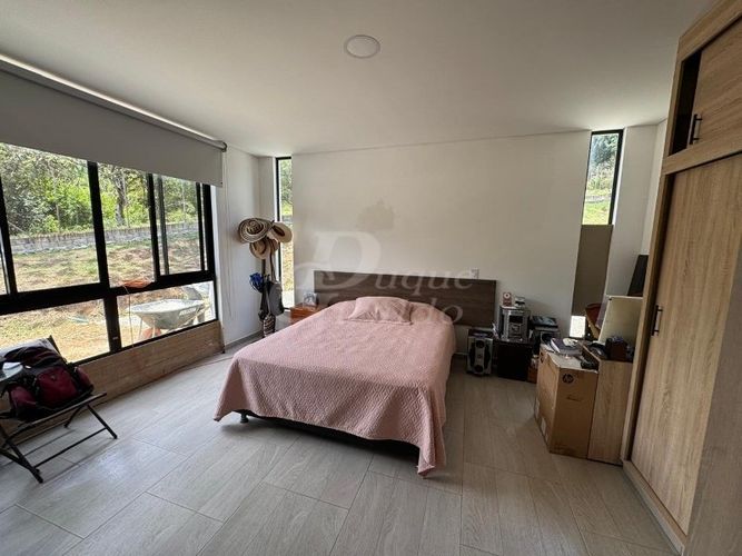 Casa de 5 alcobas en venta en El Noral, Copacabana · foto 16 de 24