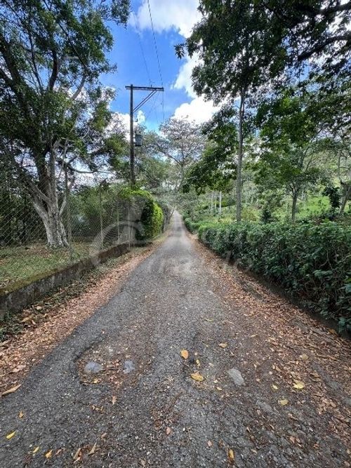 Casa de 5 alcobas en venta en El Noral, Copacabana · foto 24 de 24