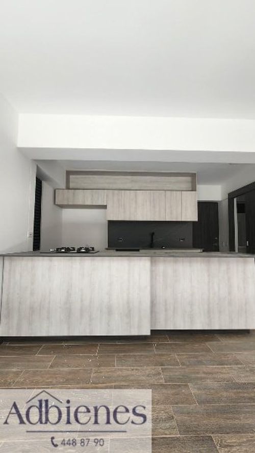 Apartamento de 2 alcobas en venta en Pantanillo, El Retiro · foto 3 de 23