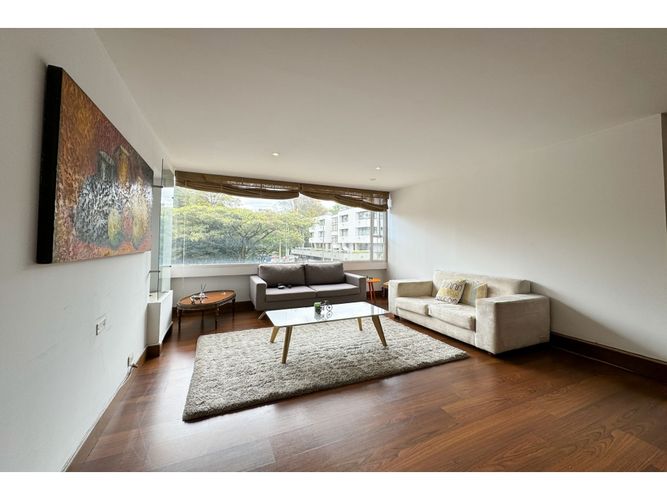 Apartamento en venta en Chico, Bogotá · foto 2 de 14