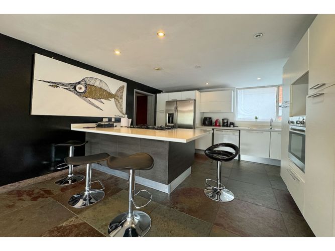 Apartamento en venta en Chico, Bogotá · foto 3 de 14