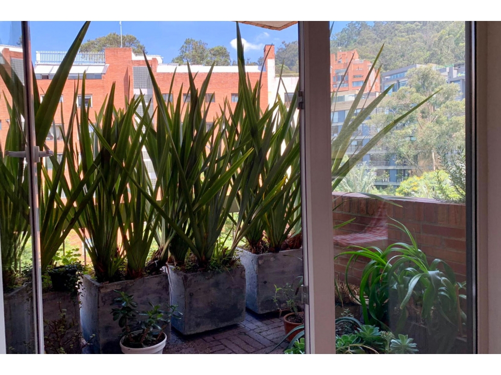 Apartamento en venta en Los Rosales, Bogotá · foto 3 de 22