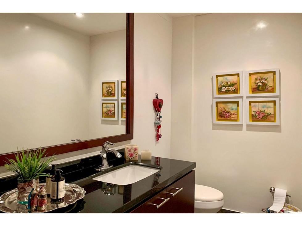 Apartamento en venta en Los Rosales, Bogotá · foto 11 de 22