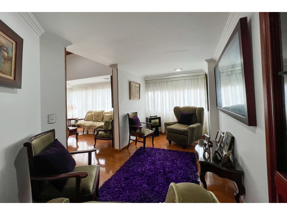 Apartamento en venta en Chicó Navarra, Bogotá · foto 2 de 20