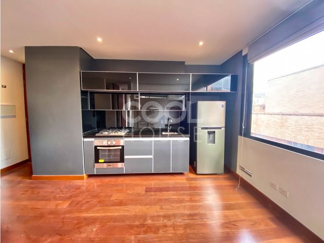 Apartamento de 1 alcoba en venta en El Virrey, Bogotá, 47 m² · foto 2 de 10