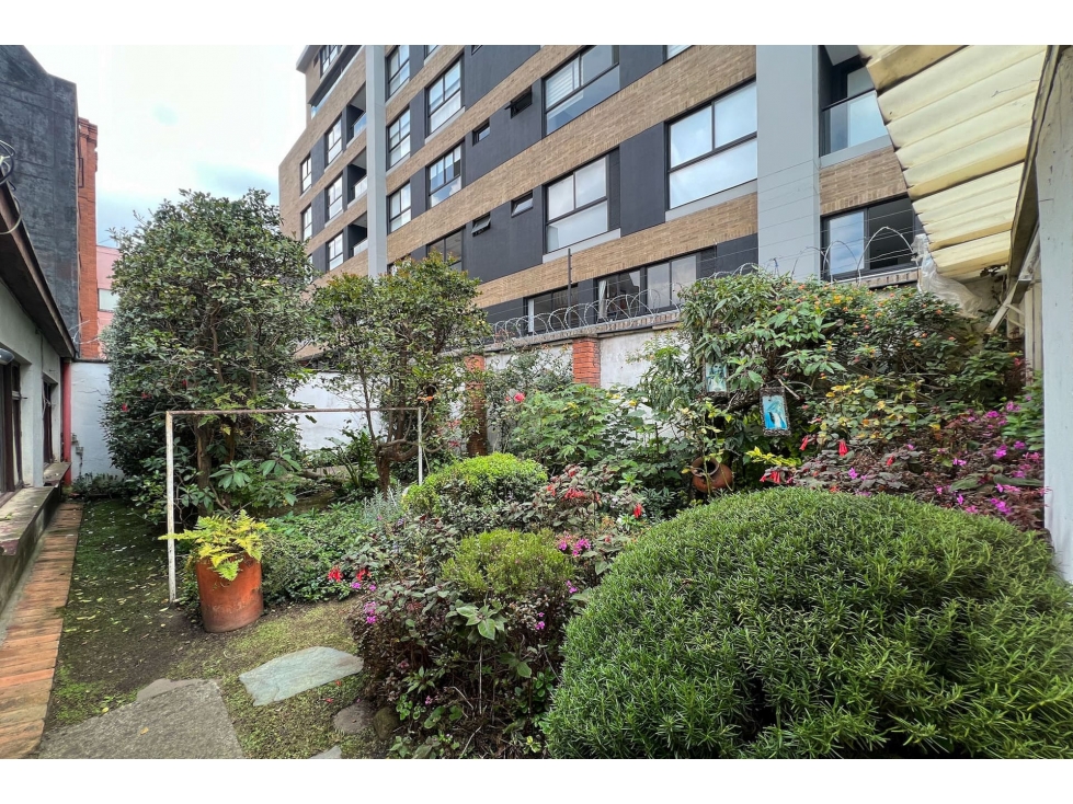 Casa en venta en Santa Paula, Bogotá · foto 3 de 17