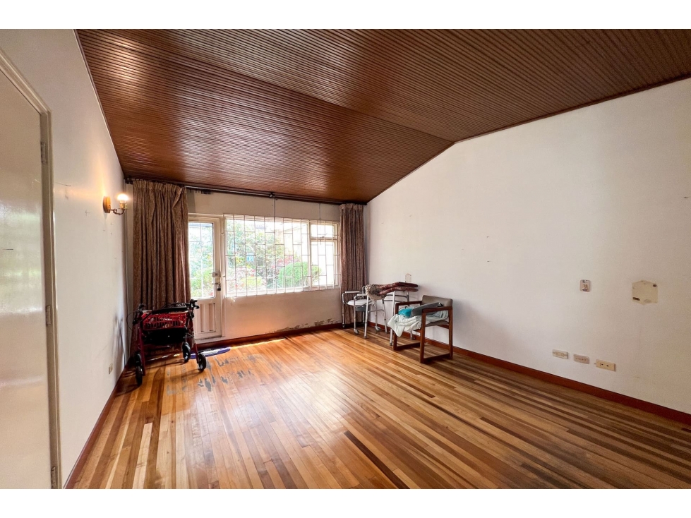 Casa en venta en Santa Paula, Bogotá · foto 12 de 17