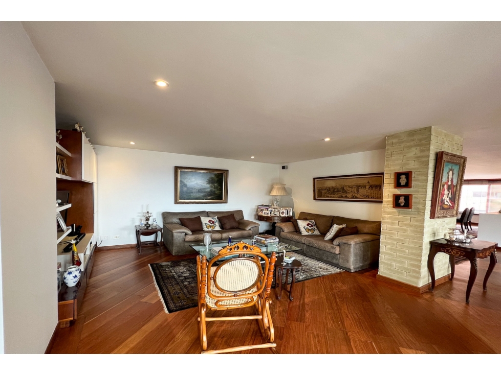 Apartamento en venta en Chicó Alto, Bogotá · foto 9 de 24