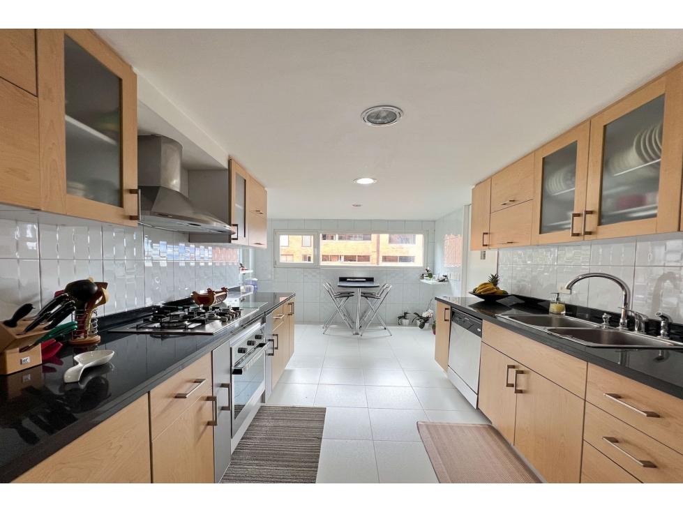 Apartamento en venta en Chicó Alto, Bogotá · foto 13 de 24