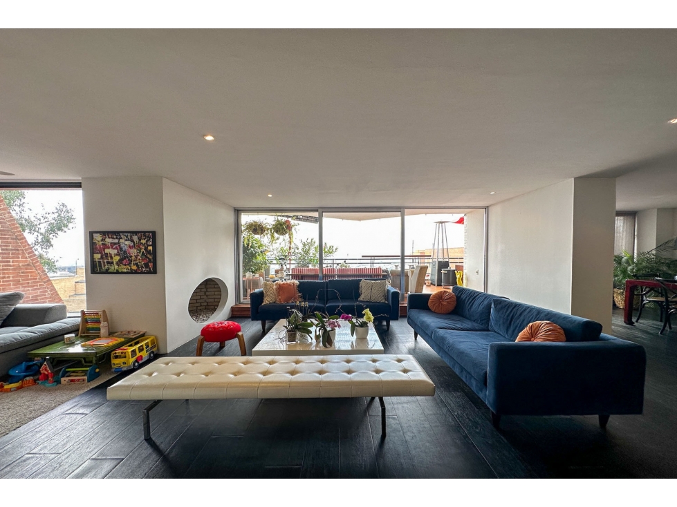 Apartamento en venta en Los Rosales, Bogotá · foto 3 de 24