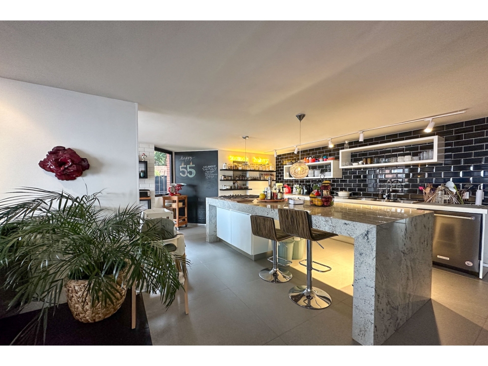 Apartamento en venta en Los Rosales, Bogotá · foto 8 de 24