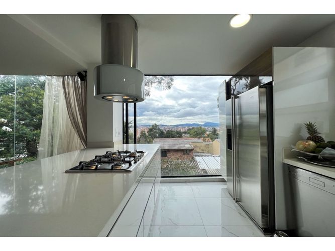 Casa en venta en Bosque De Pinos, Bogotá · foto 11 de 24