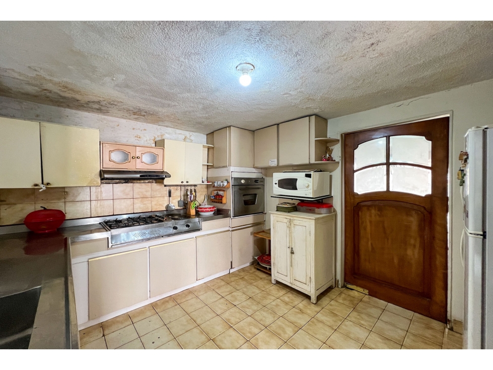 Casa en venta en El Contador, Bogotá · foto 3 de 14