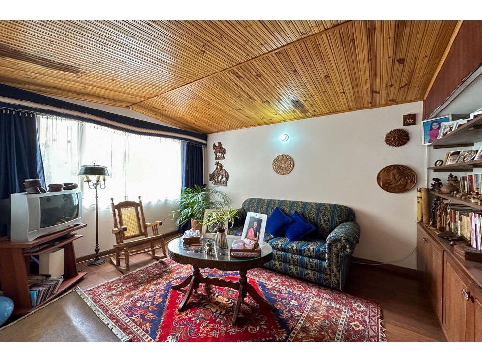 Casa en venta en Cedritos, Bogotá · foto 4 de 13