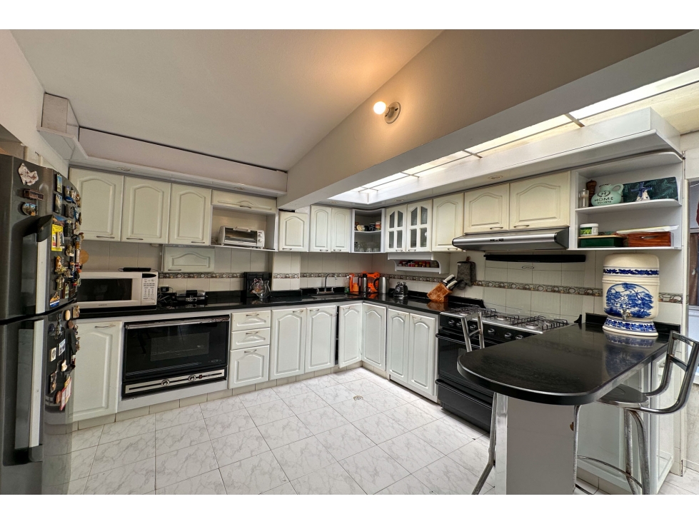 Casa en venta en Cedritos, Bogotá · foto 7 de 13