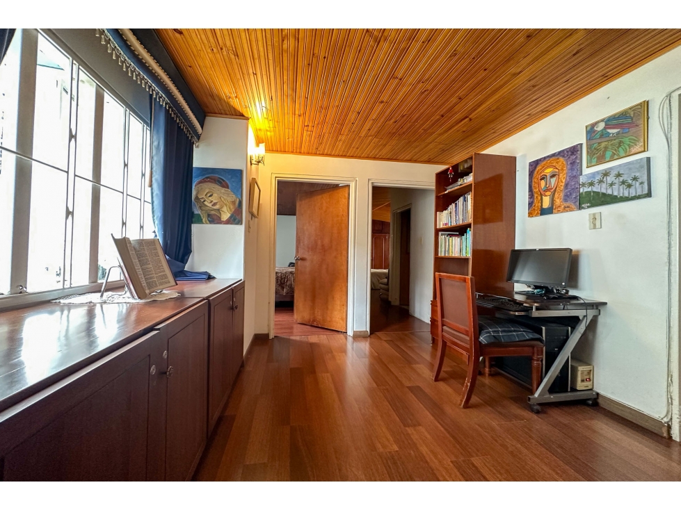 Casa en venta en Cedritos, Bogotá · foto 8 de 13