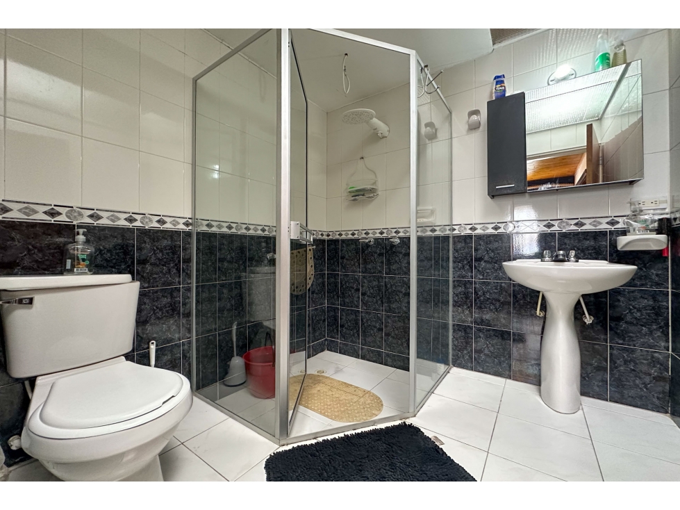 Casa en venta en Cedritos, Bogotá · foto 11 de 13