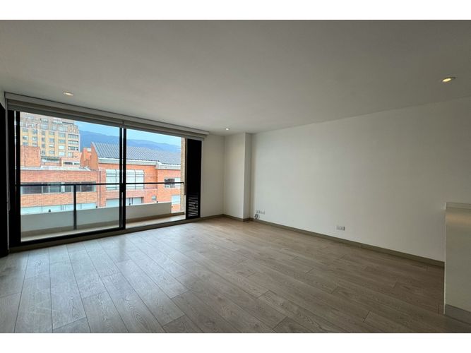 Apartamento de 1 alcoba en venta en Antiguo Country, Bogotá, 82 m² · foto 2 de 13