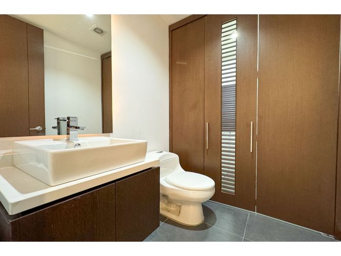 Apartamento de 1 alcoba en venta en Antiguo Country, Bogotá, 82 m² · foto 6 de 13