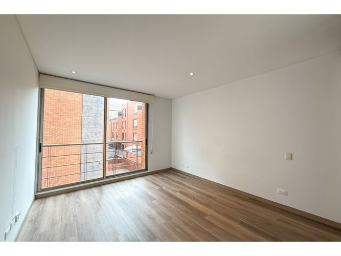 Apartamento en venta en Santa Barbara, Bogotá · foto 8 de 14