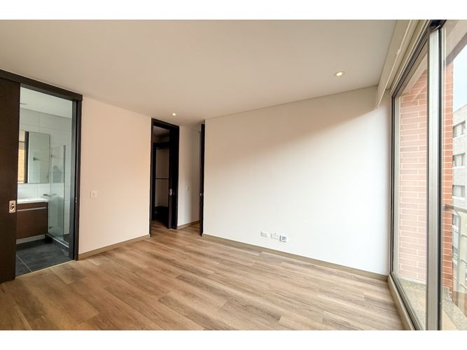 Apartamento en venta en Santa Barbara, Bogotá · foto 9 de 14