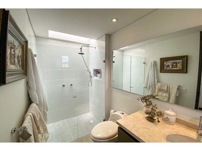 Casa de 3 alcobas en venta en Chuntame, Cajicá, 178 m² · foto 13 de 17