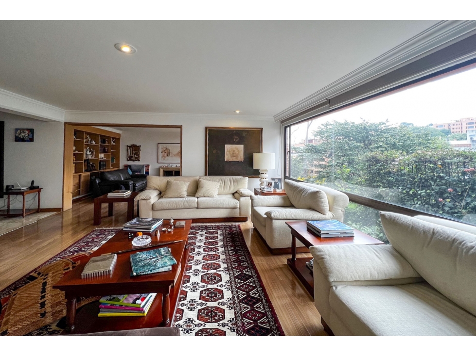 Apartamento en venta en Los Rosales, Bogotá · foto 4 de 21
