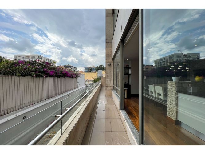 Apartamento de 2 alcobas en venta en Chico Norte, Bogotá, 187 m² · foto 4 de 20