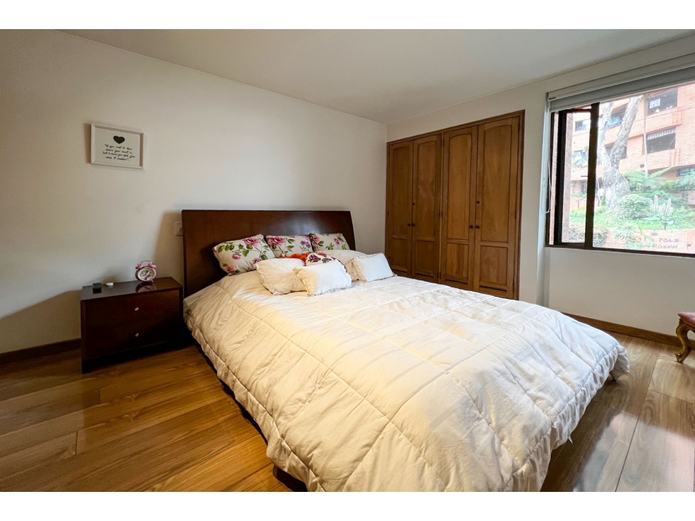 Apartamento en venta en Los Rosales, Bogotá · foto 15 de 21
