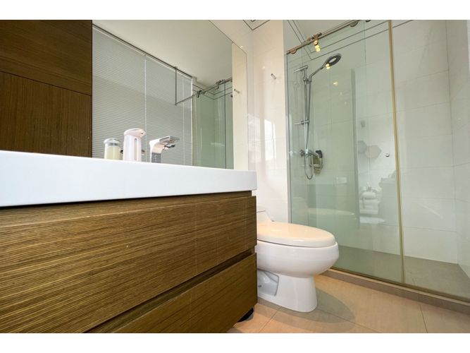 Apartamento de 2 alcobas en venta en Chico Norte, Bogotá, 187 m² · foto 16 de 20