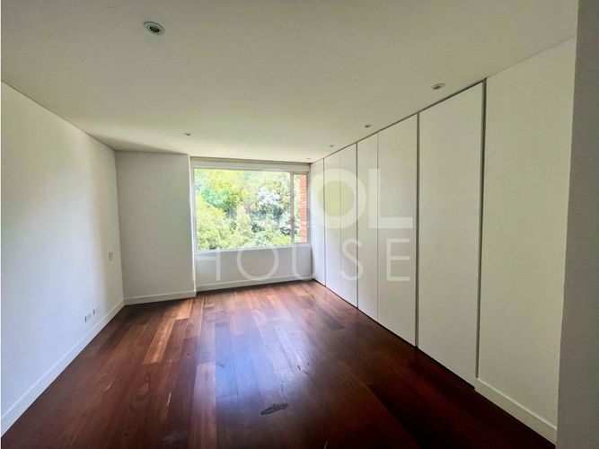 Apartamento de 4 alcobas en venta en El Retiro, Bogotá, 465 m² · foto 8 de 15