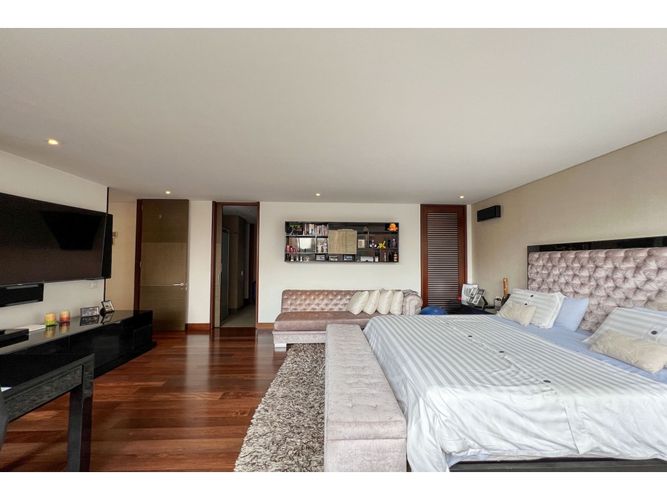 Apartamento de 2 alcobas en venta en Chico Norte, Bogotá, 187 m² · foto 17 de 20