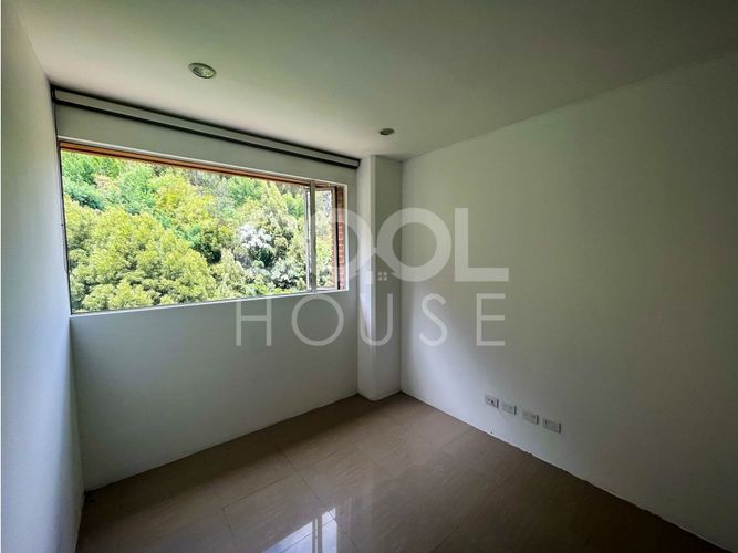 Apartamento de 4 alcobas en venta en El Retiro, Bogotá, 465 m² · foto 14 de 15