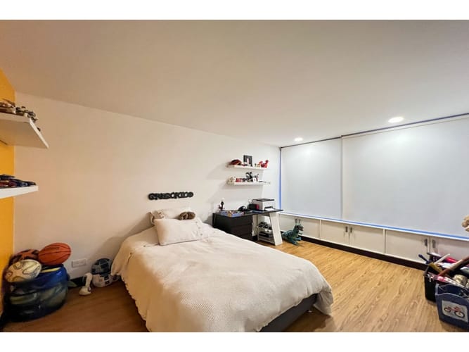 Apartamento de 3 alcobas en venta en Chico, Bogotá, 173 m² · foto 14 de 18