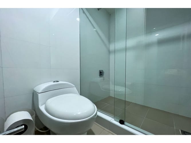 Apartamento de 3 alcobas en venta en Chico, Bogotá, 173 m² · foto 15 de 18